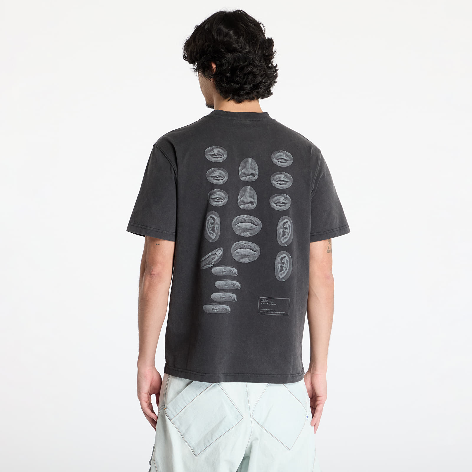 Trička Daily Paper Senses T-Shirt UNISEX Washed Black