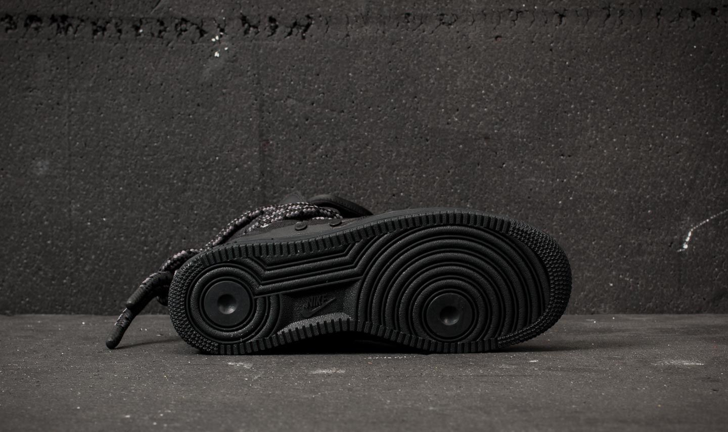 Férfi cipők Nike SF Air Force 1 Hi Black/ Black/ Dark Grey