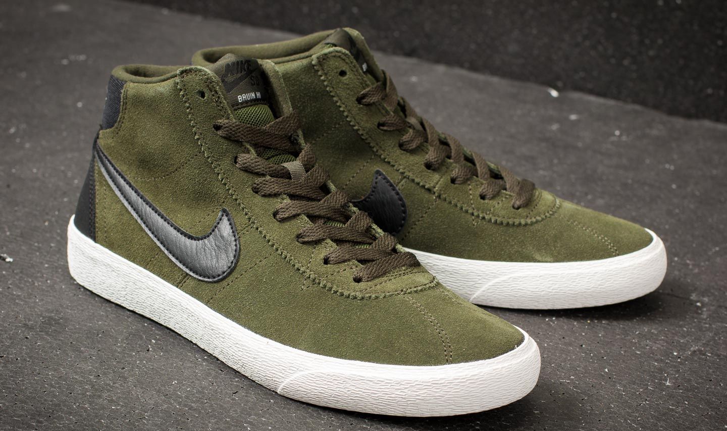 Women s shoes Nike Wmns SB Bruin Hi Sequoia Black Summit White