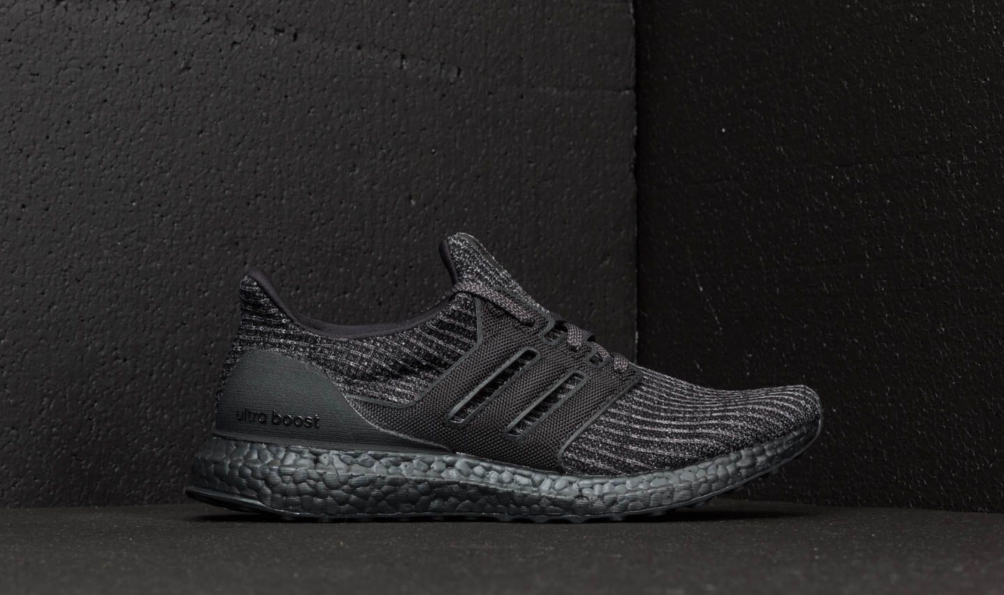 Ultra boost top core black mens