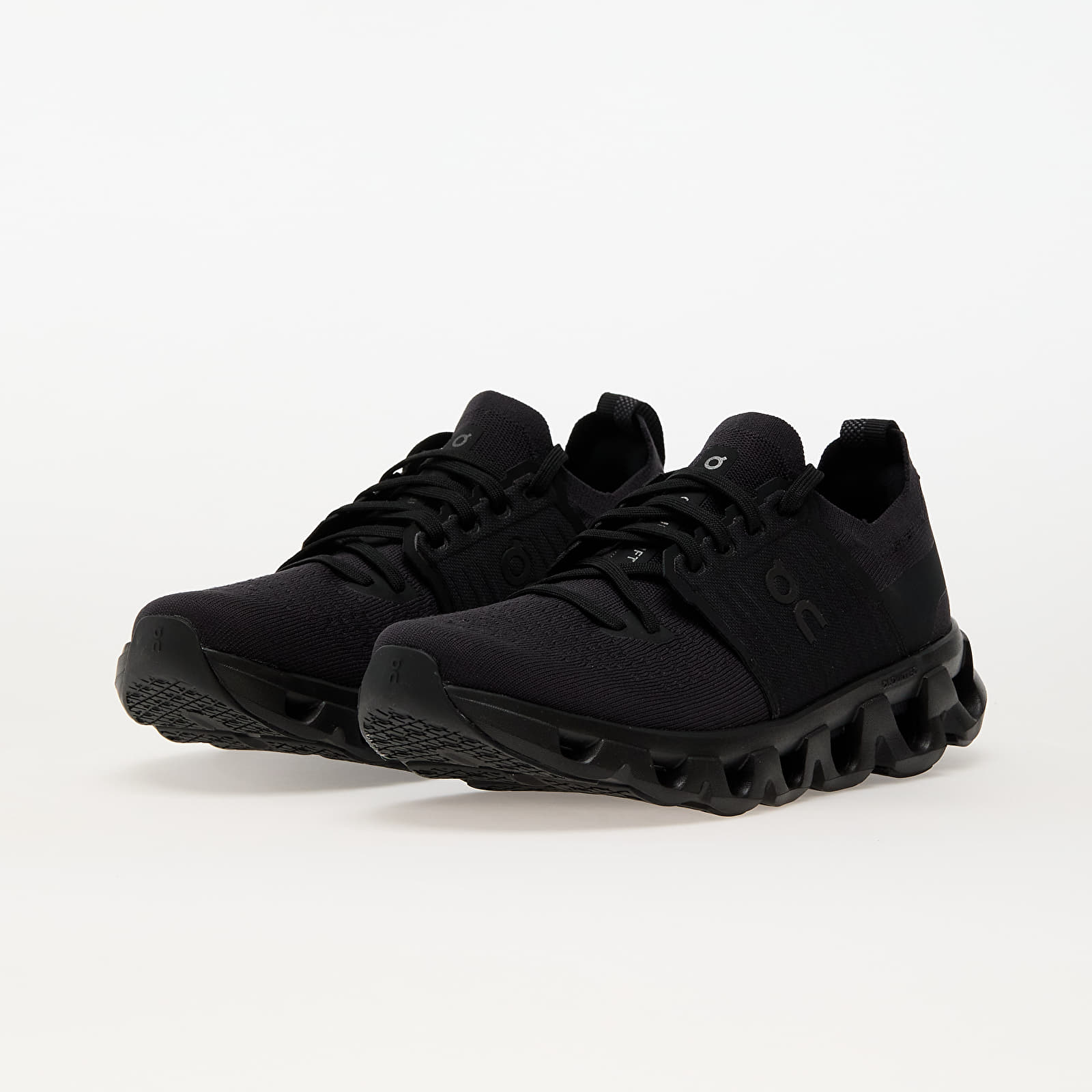 Men's shoes On M Cloudswift 4 Black/ Eclipse