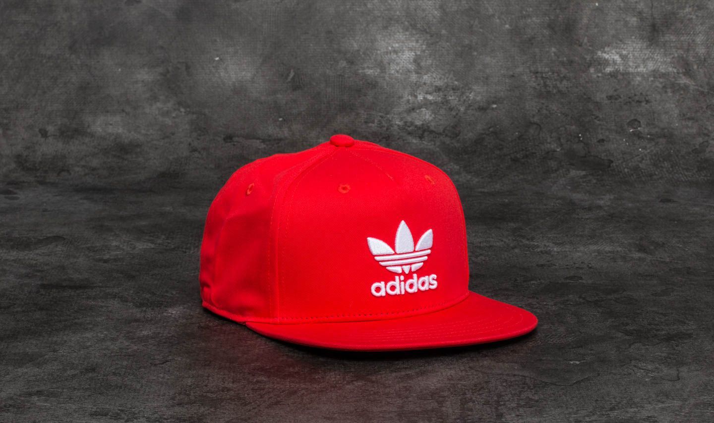 Flat trefoil cap new arrivals