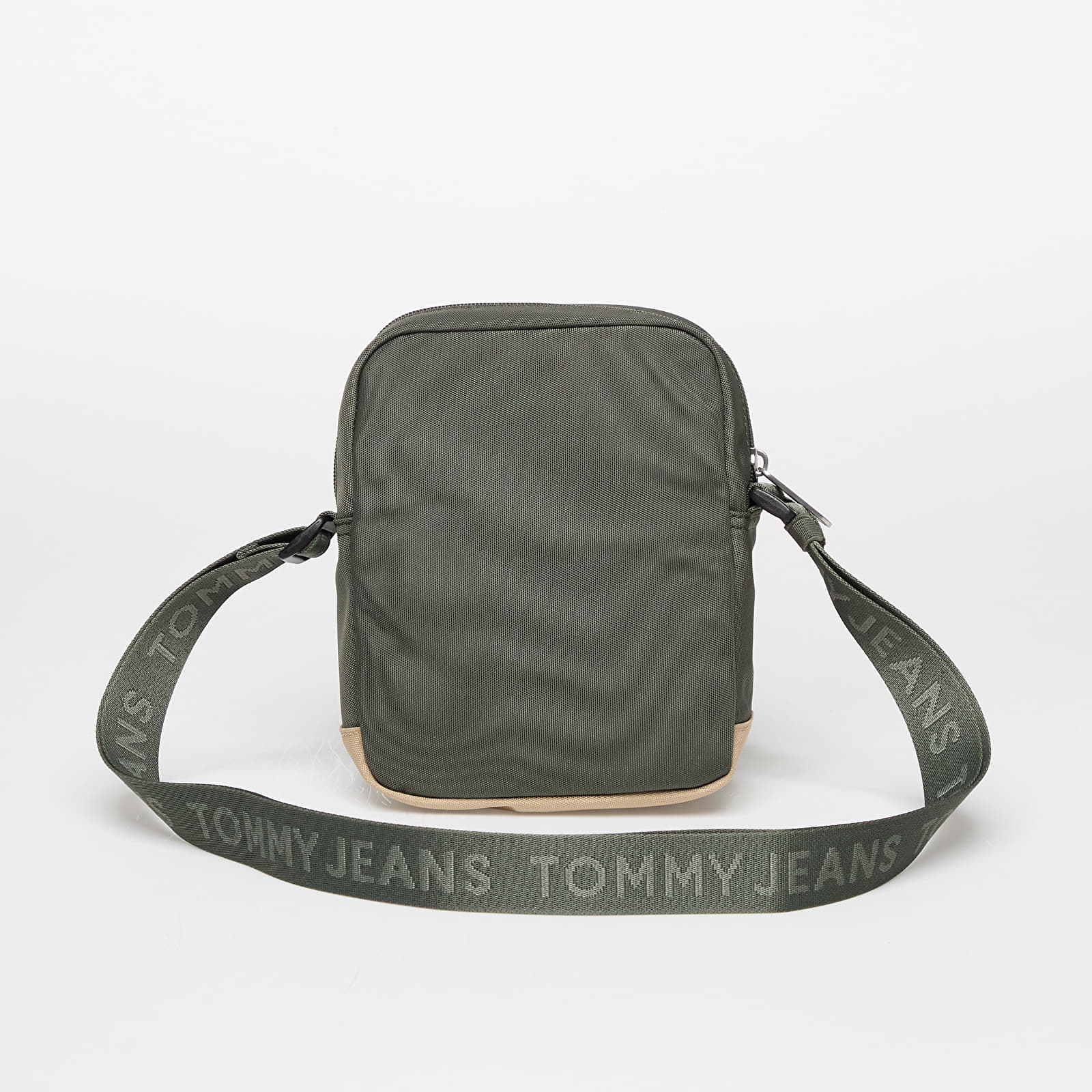 Ristilaukut Tommy Jeans Ess Daily Square Bag Green