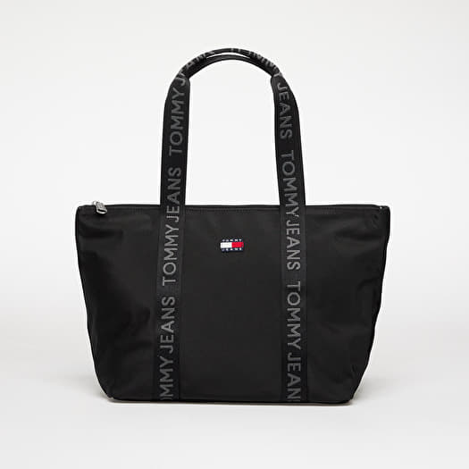 Laukku Tommy Jeans Ess Daily Tote Black