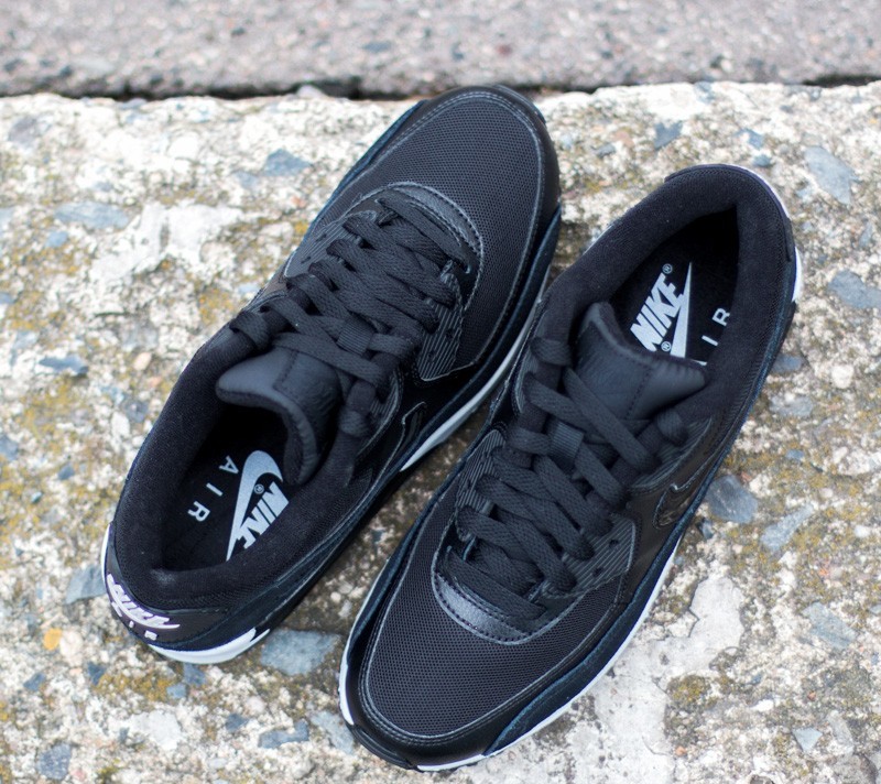 Women's shoes Nike WMNS Air Max 90 Essential Black