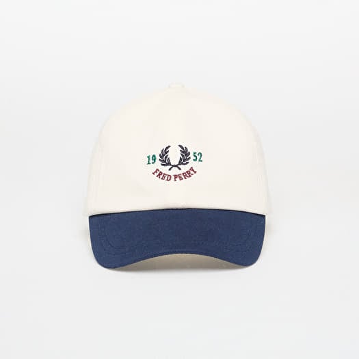 FRED PERRY 1952 Graphic Pique Cap Ecru