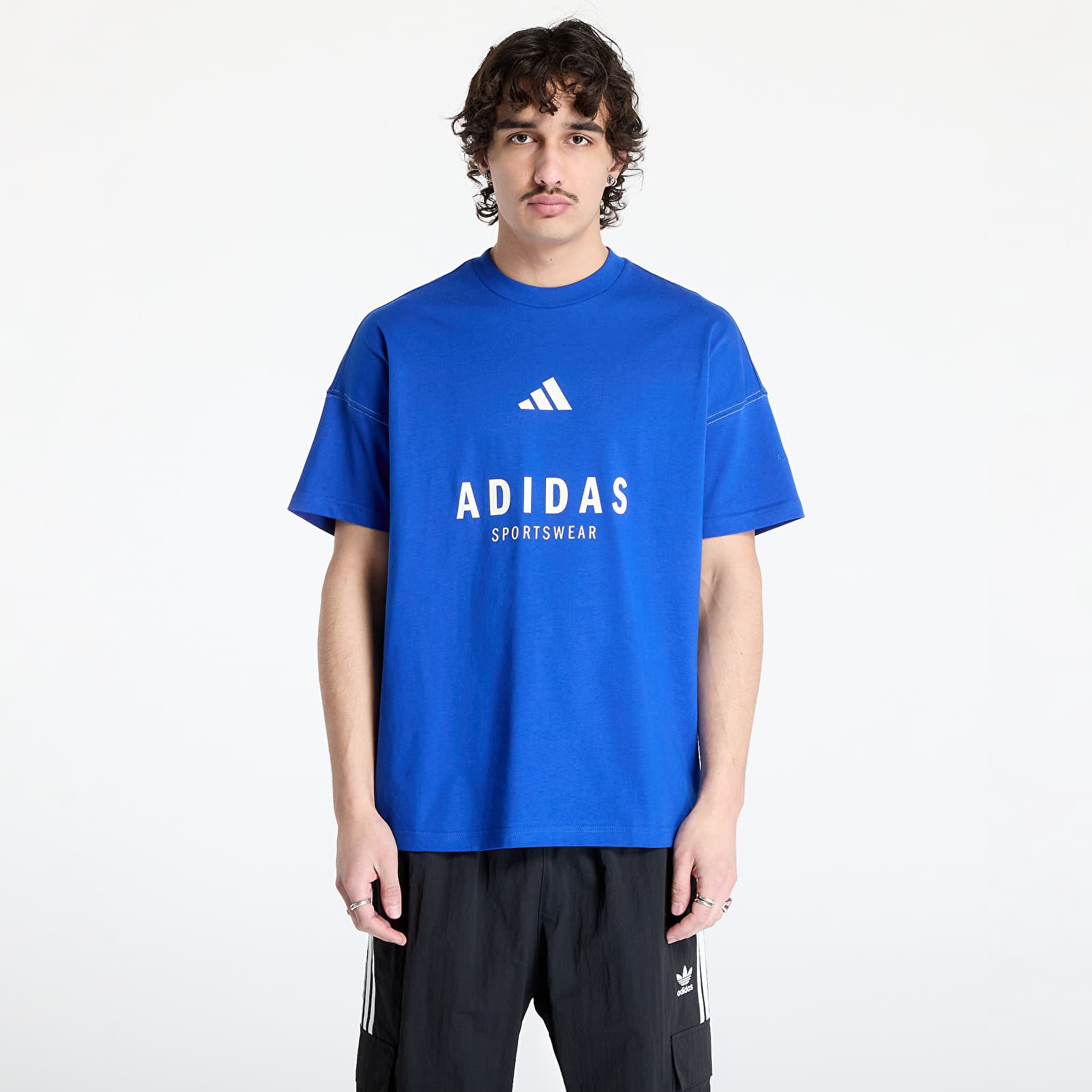 T-paidat adidas All Szn Graphic T-Shirt Blue/ Team Royal Blue