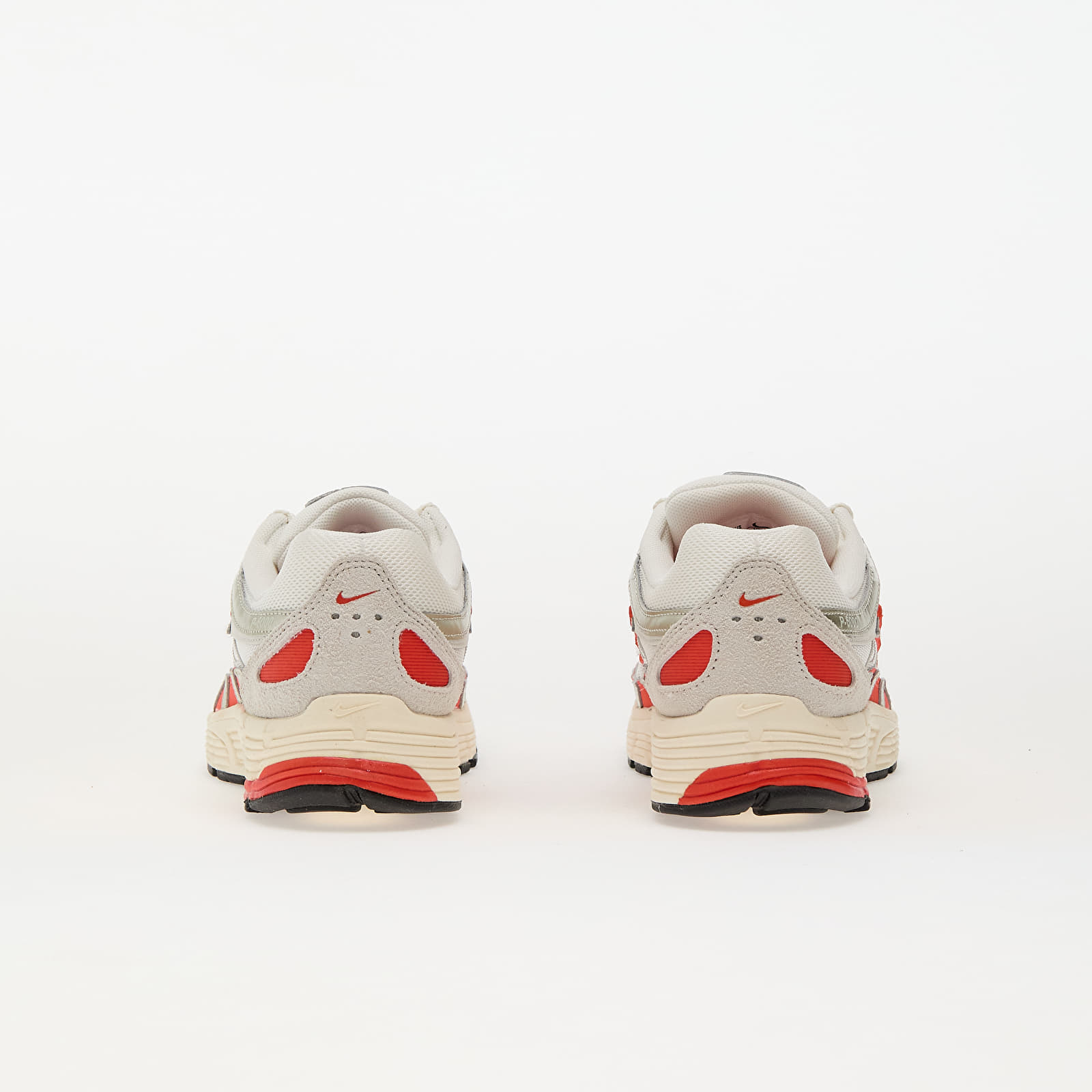 Dámské tenisky a boty Nike W P-6000 Sail/ Picante Red-Pale Ivory-Light Bone
