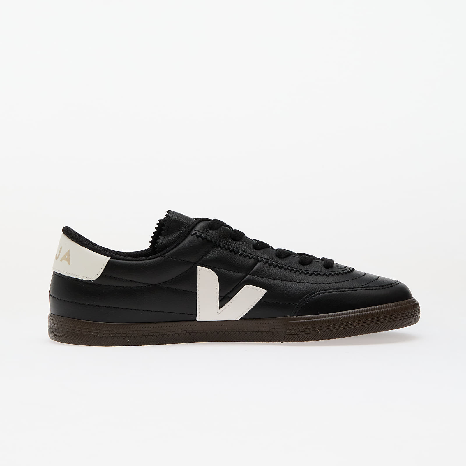 Dámske topánky a tenisky Veja W Panenka O.T Leather Black White