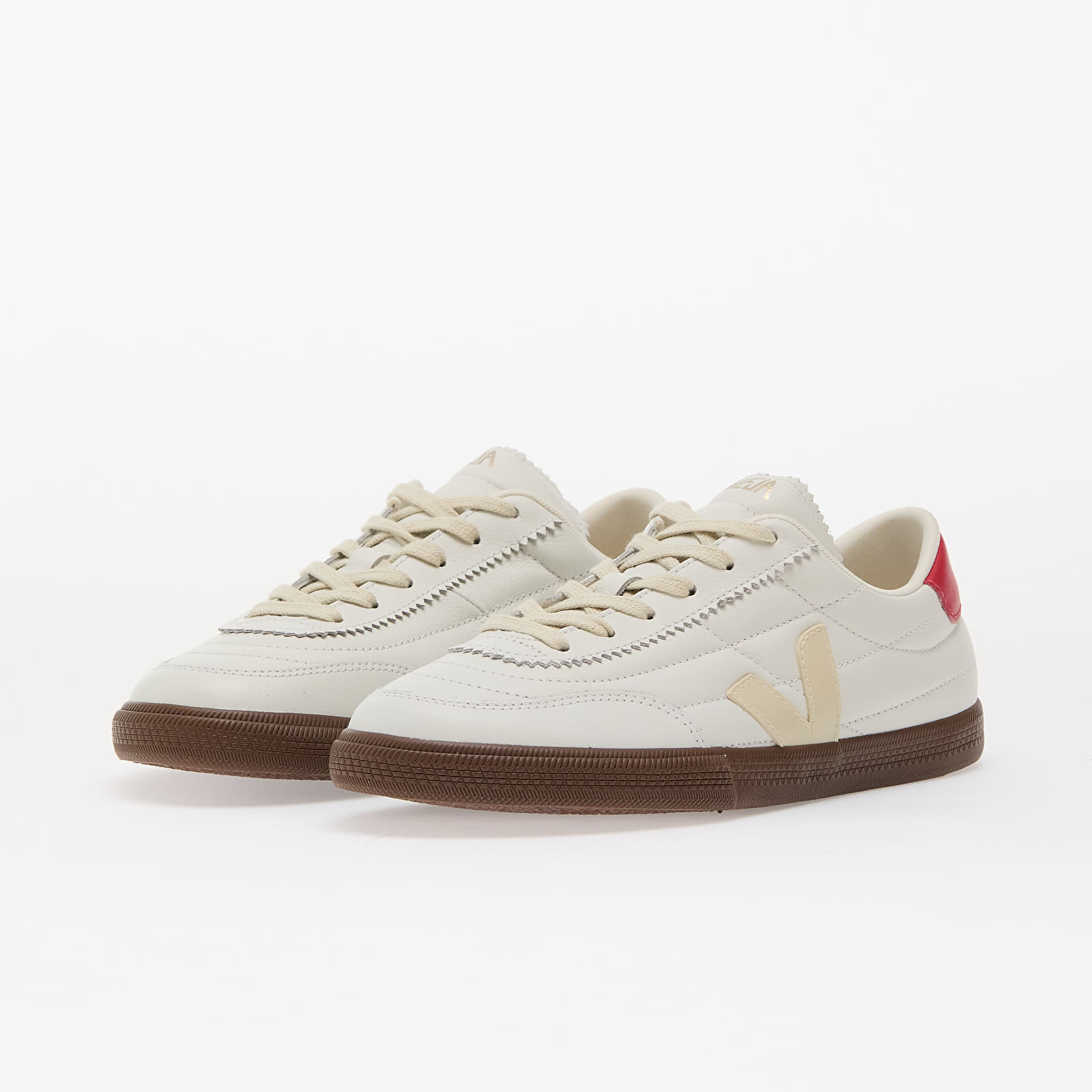 Männer Veja Panenka O.T. White Pierre Pekin Bark