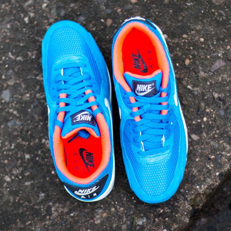 Electric blue outlet nike air max