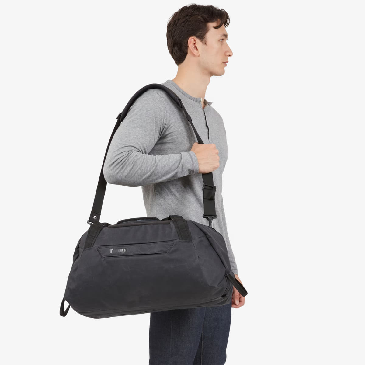 Ristilaukut Thule Aion Travel Bag 35 l Black