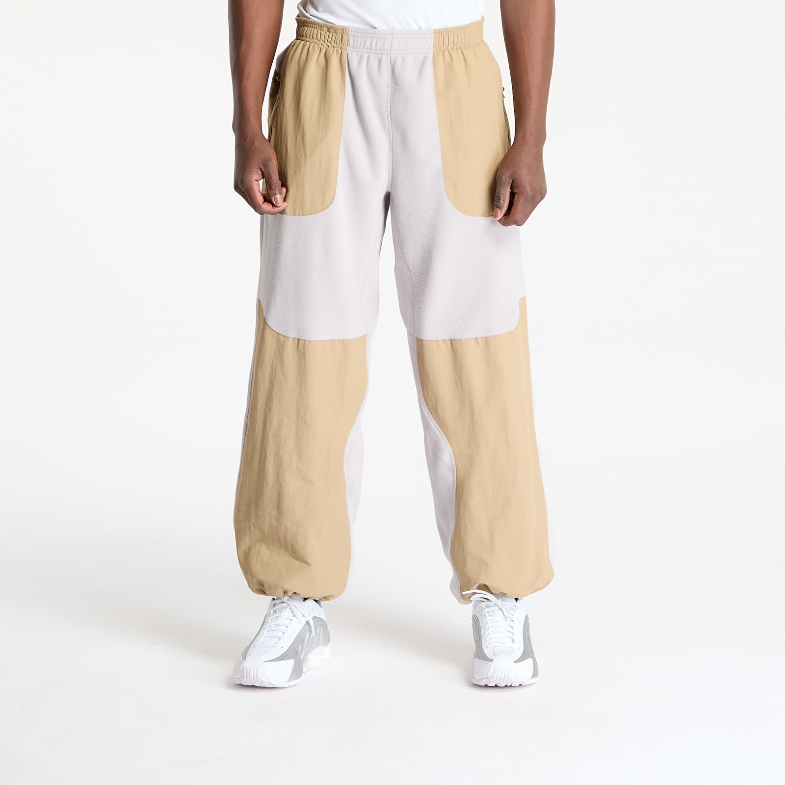 Džíny a kalhoty Nike ACG "Wolf Tree" Plus Fleece Pants College Grey/ Summit White