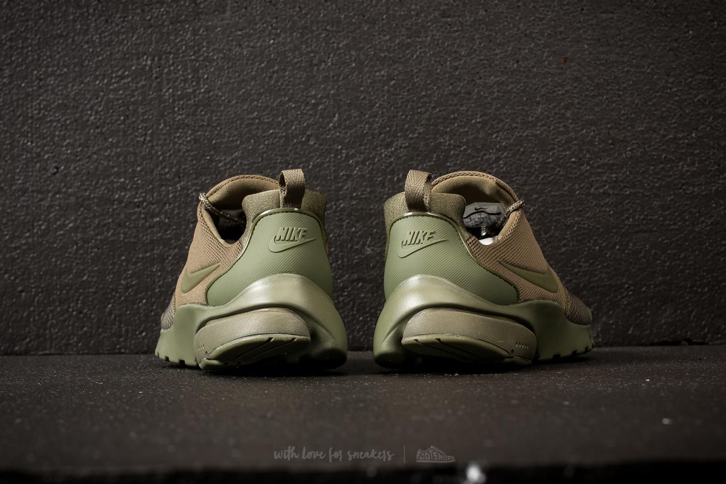 Herren Sneaker und Schuhe Nike Presto Fly SE Medium Olive/ Medium Olive