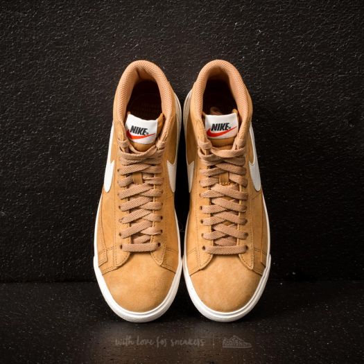 nike mid vintage suede