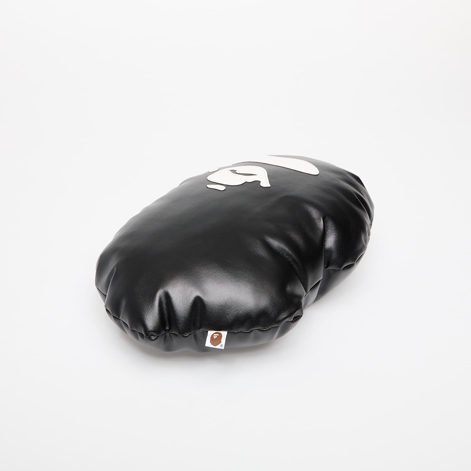 Citi aksesuāri A BATHING APE Ape Head Pu Leather Cushion M Black