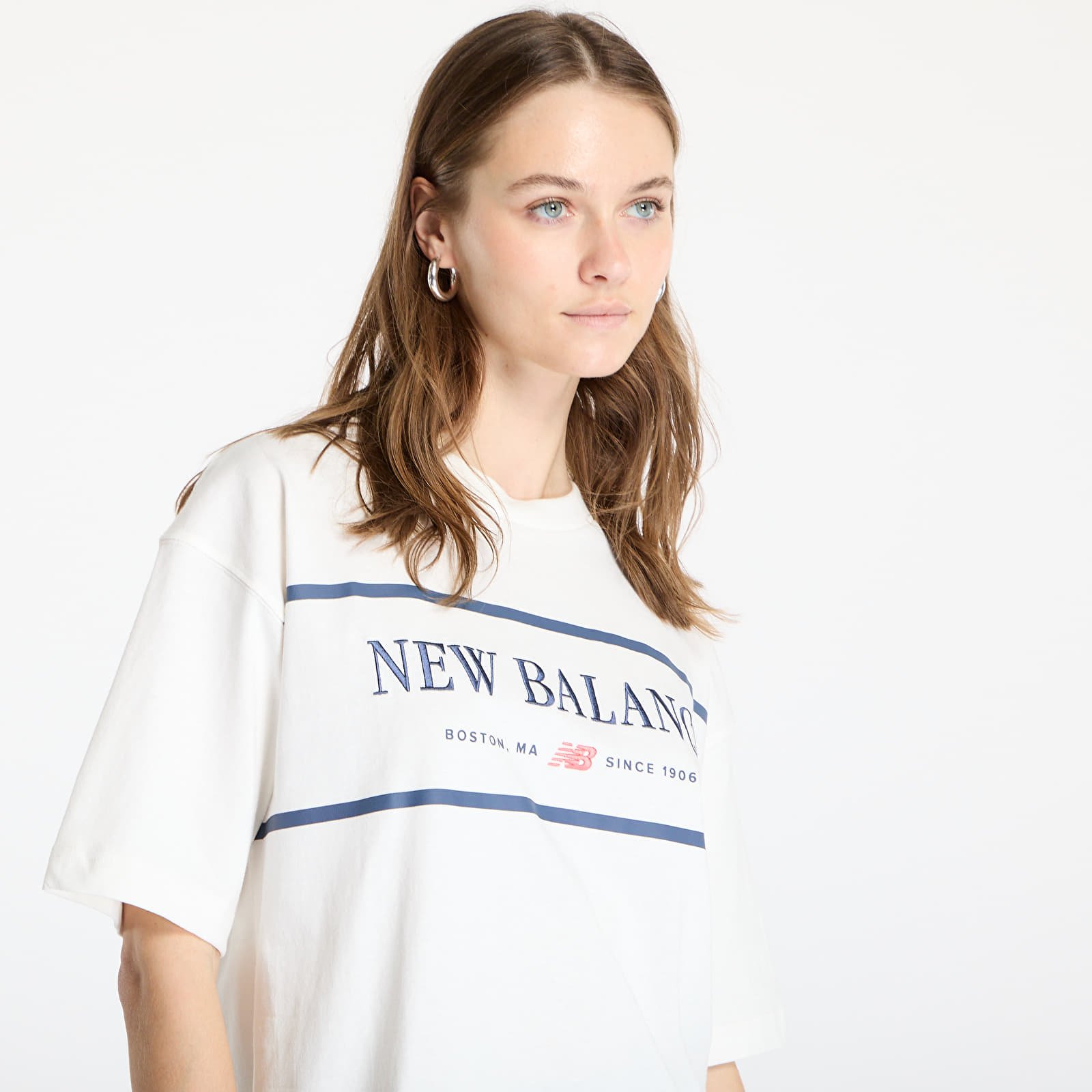 Damen T-Shirts  New Balance Athletics Nautical T-Shirt Seasalt