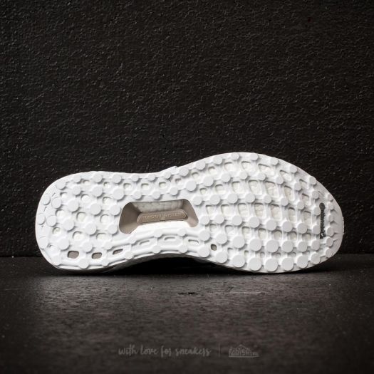adidas gazelle silver green womens ADIDAS ULTRABOOST 21 X PARLEY – Parley EU main image 0