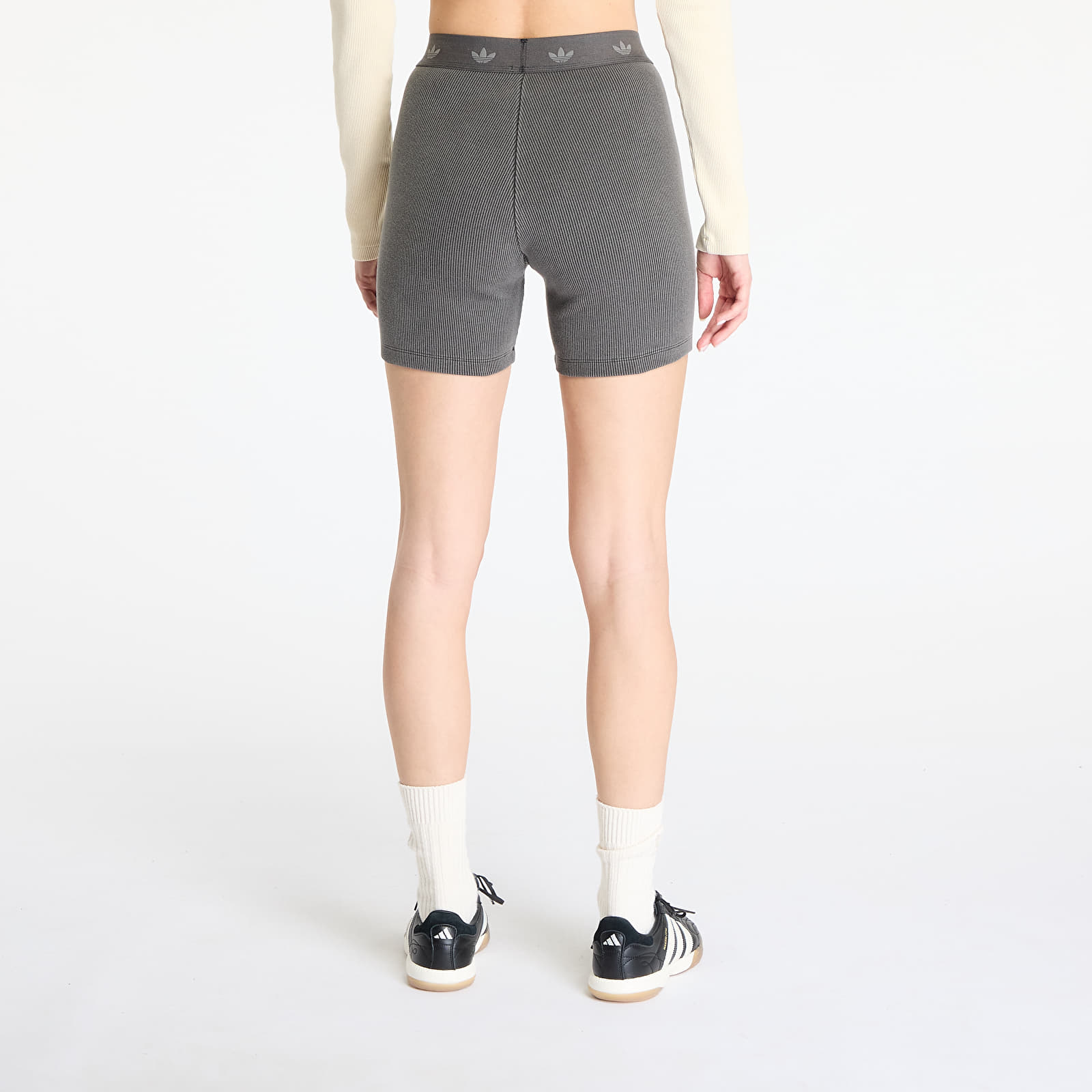 Naisten shortsit adidas Ribbed Booty Short Black