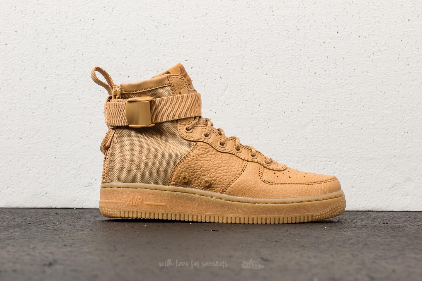 Дамски кецове и обувки Nike W SF Air Force 1 Mid Elemental Gold/ Elemental Gold