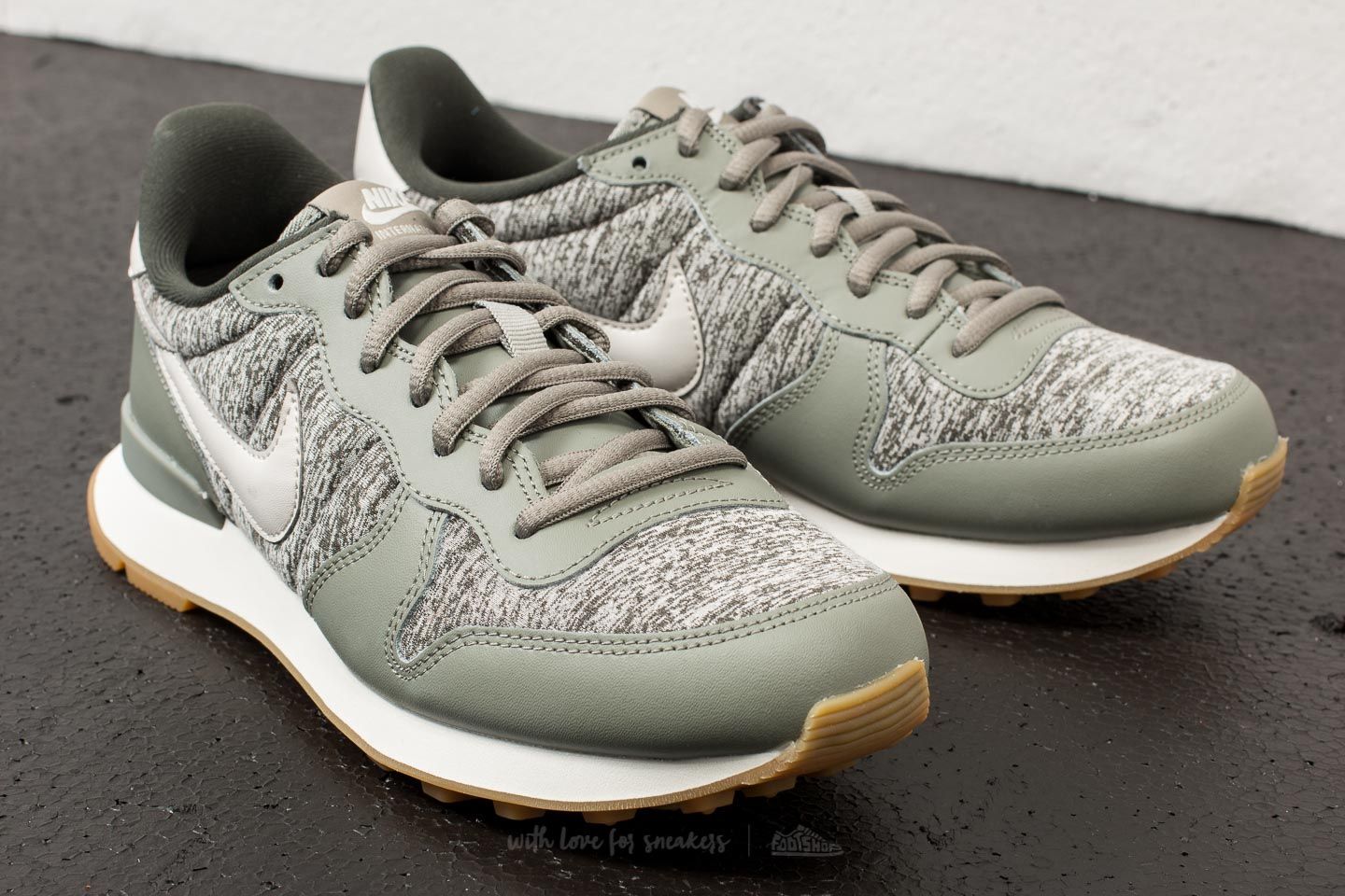 Nike internationalist store utility sequoia