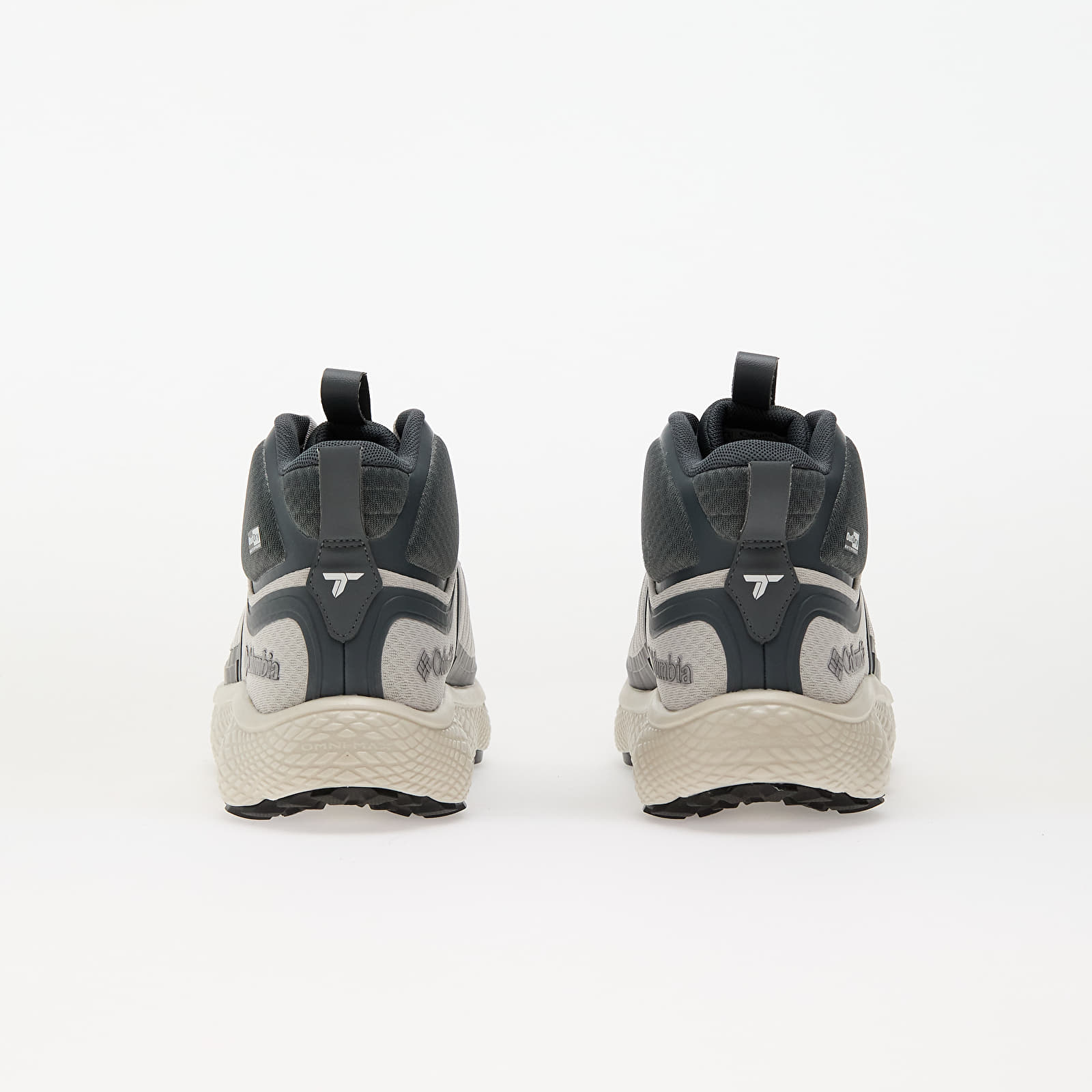 Férfi cipők Columbia Escape Thrive™ Titanium™ Mid Outdry™ Moonstone/ Graphite
