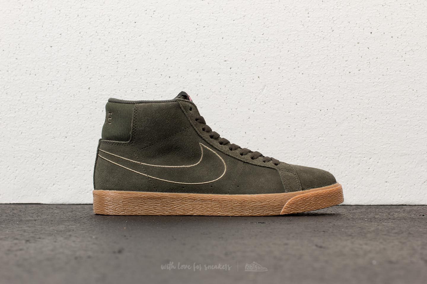 Nike sb zoom blazer mid sequoia sales