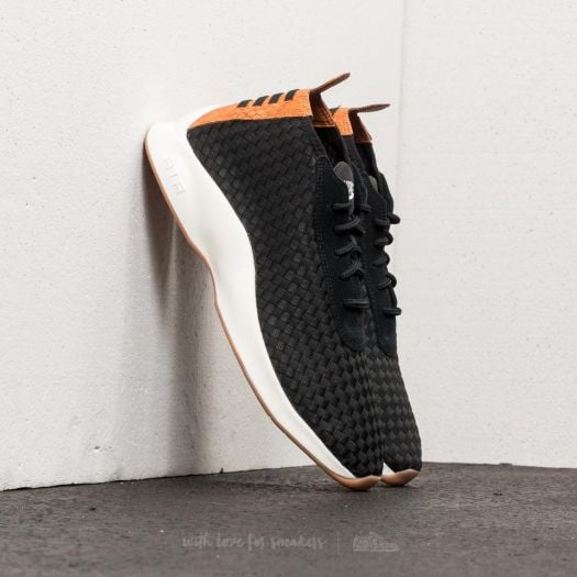 Nike air woven boot top