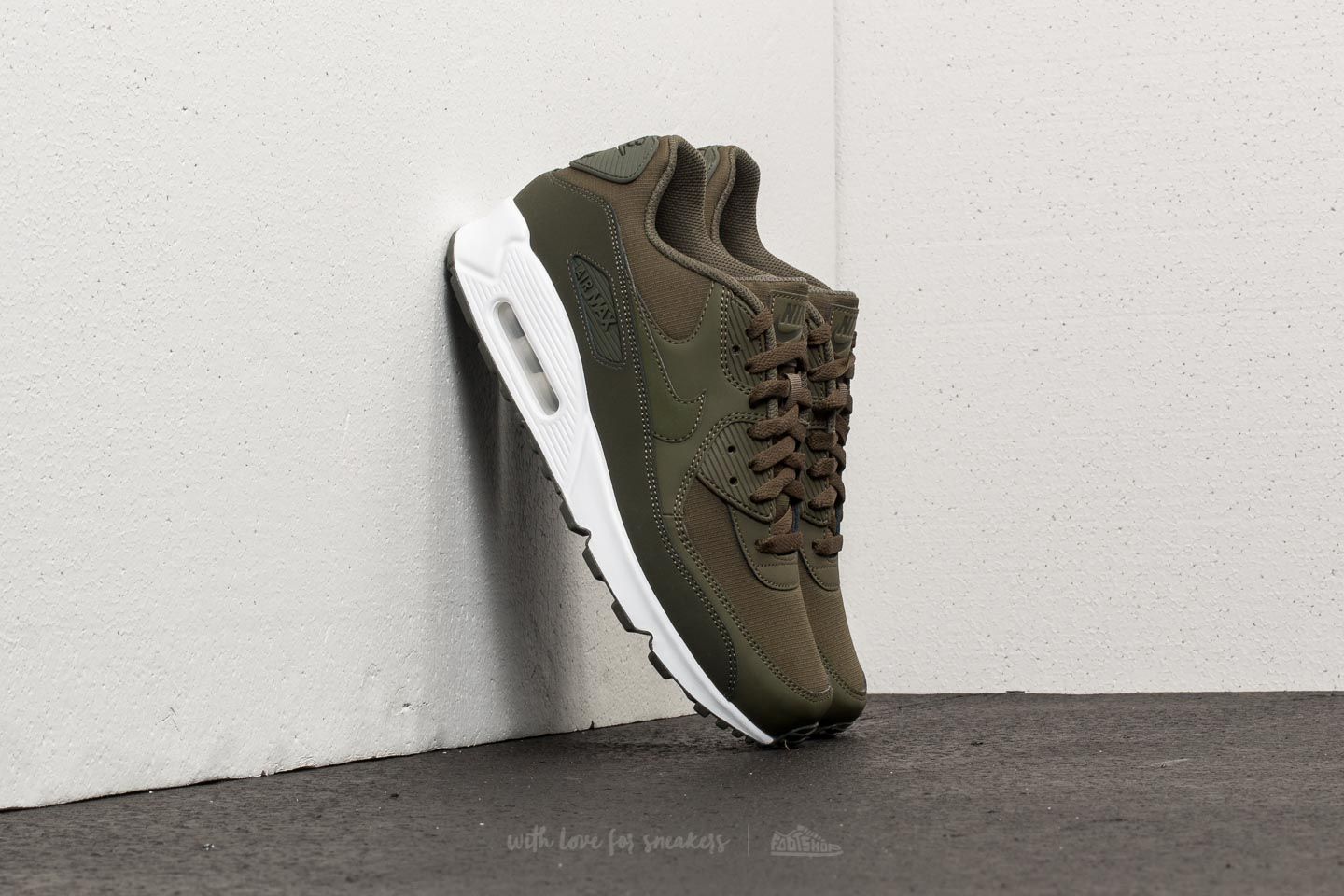 Nike air max 90 essential sequoia hot sale cargo khaki  and  white