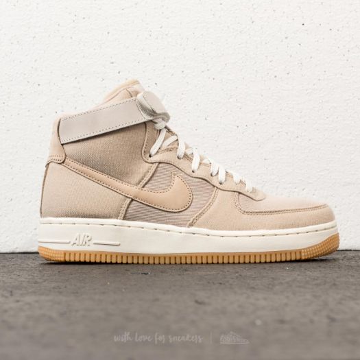 Nike Wmns Air Force 1 Hi Utility