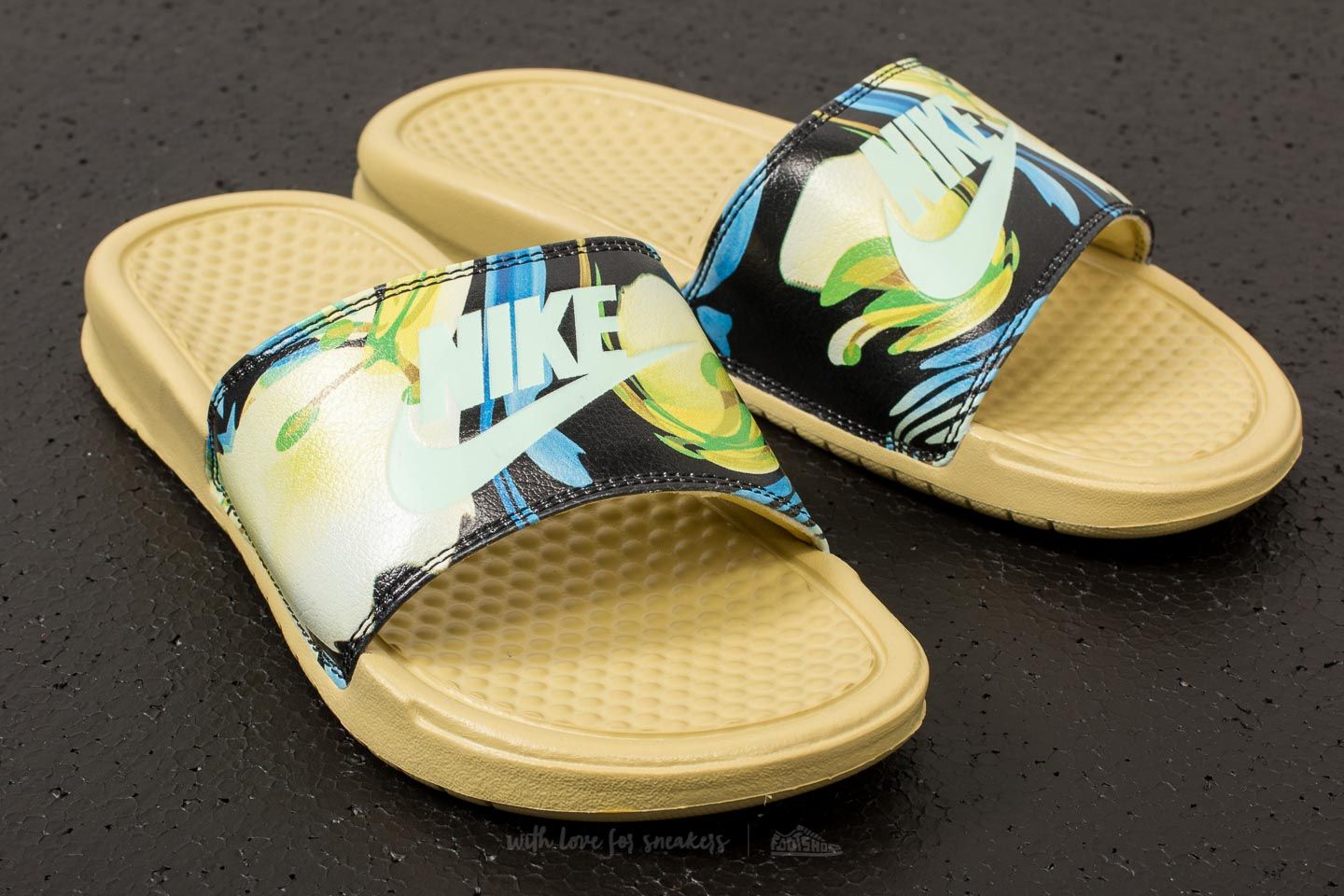 Wmns benassi jdi sales print