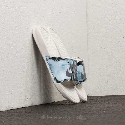Nike benassi light bone sale