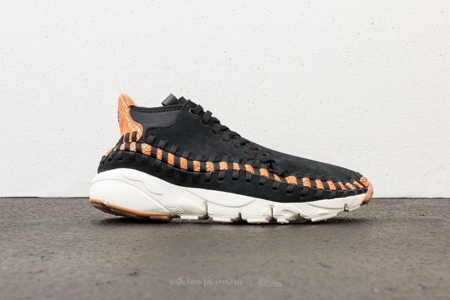 Nike air footscape hotsell woven chukka premium
