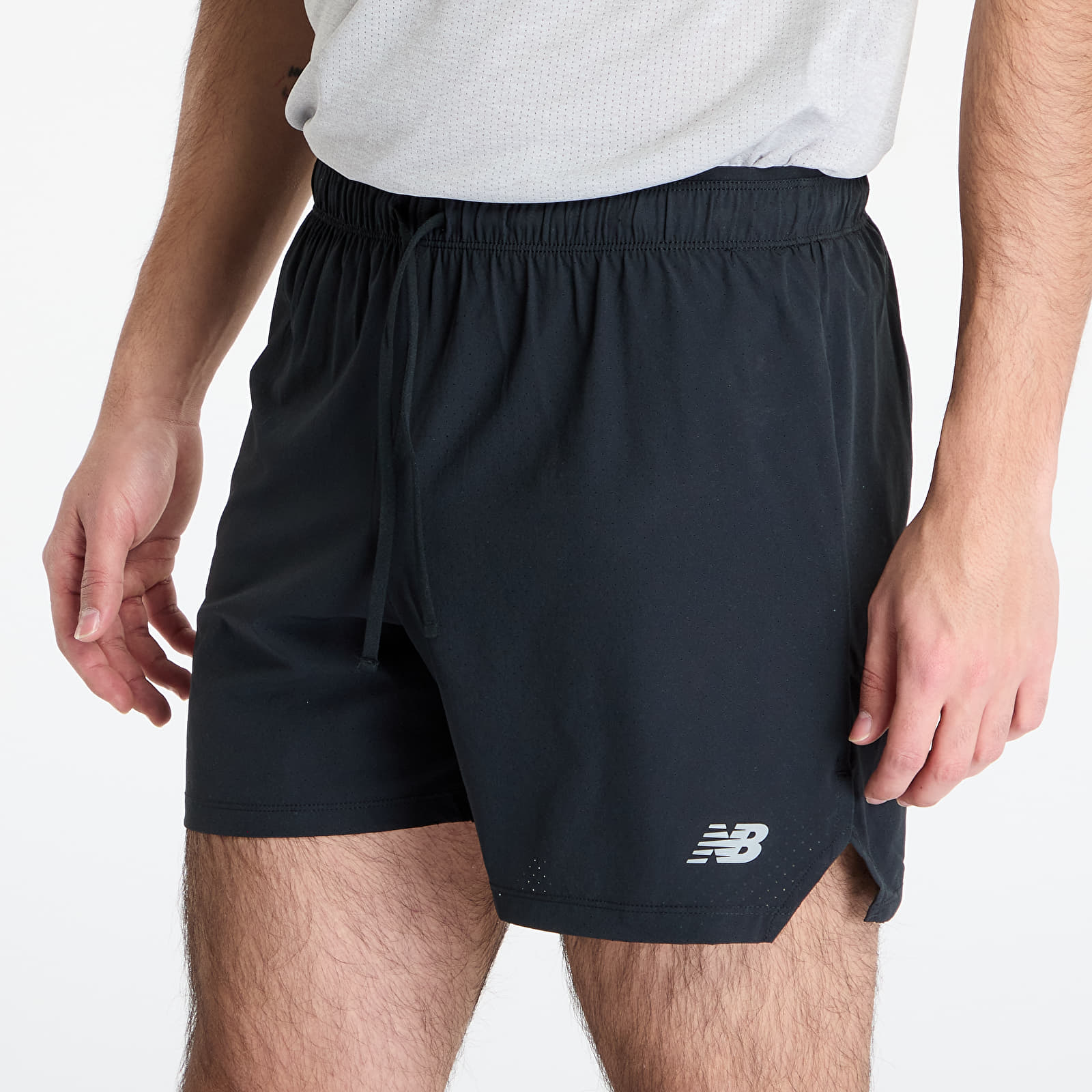 Meeste lühikesed püksid New Balance RC Short 5" Black