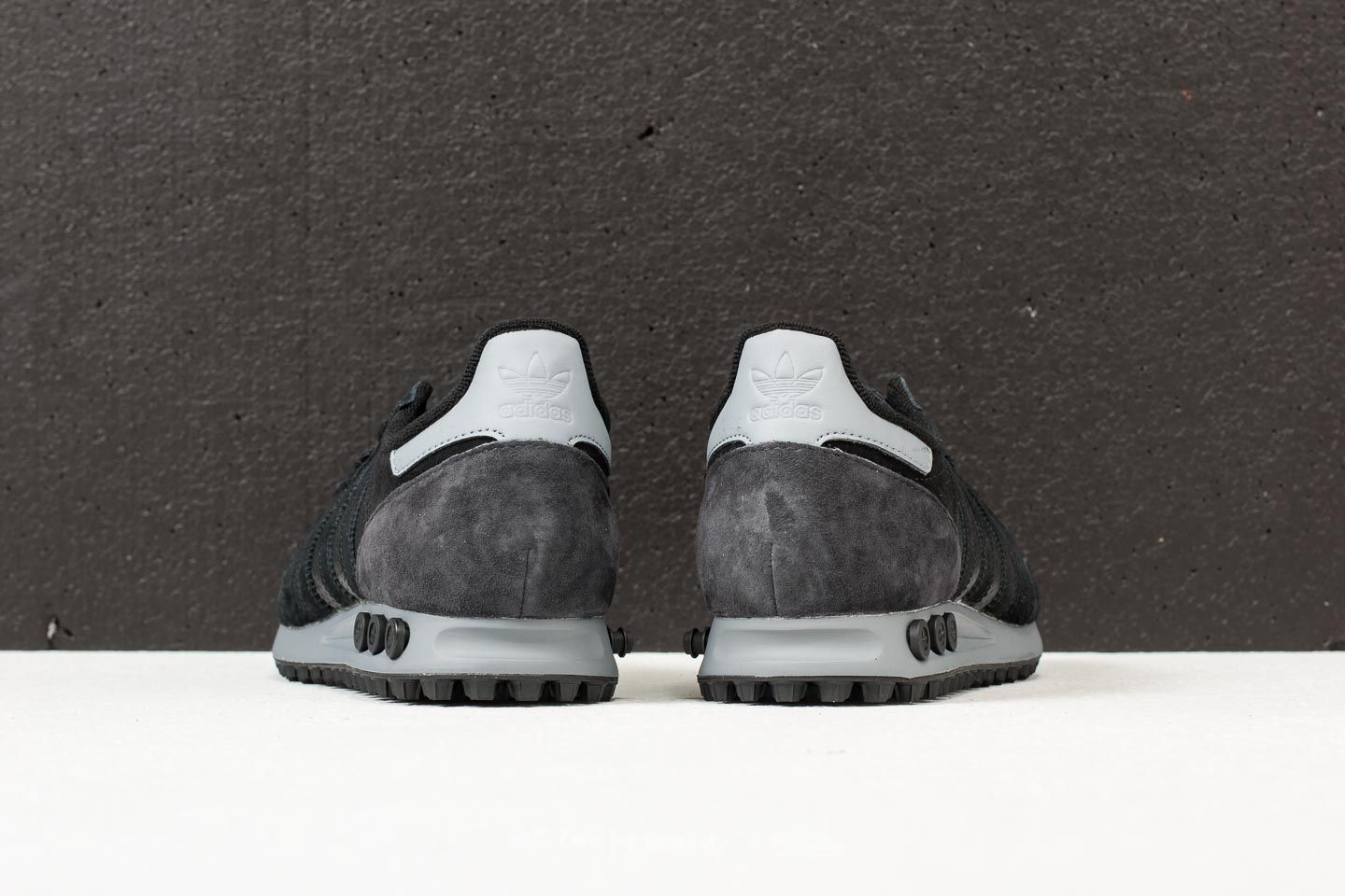 Men's shoes adidas LA Trainer Core Black/ Core Black/ Grey Five