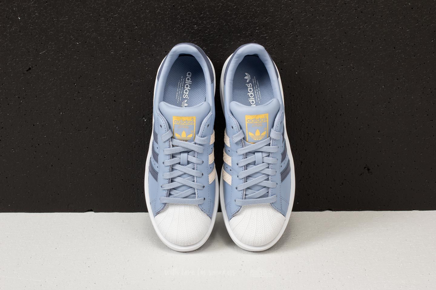 Ženski čevlji adidas Superstar Bold W Chalk Blue/ Raw Indigo/ Ftw White
