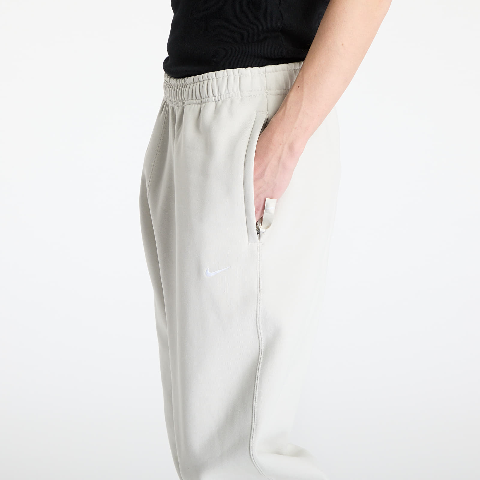 Tepláky Nike Solo Swoosh Men's Fleece Pants Light Bone/ White
