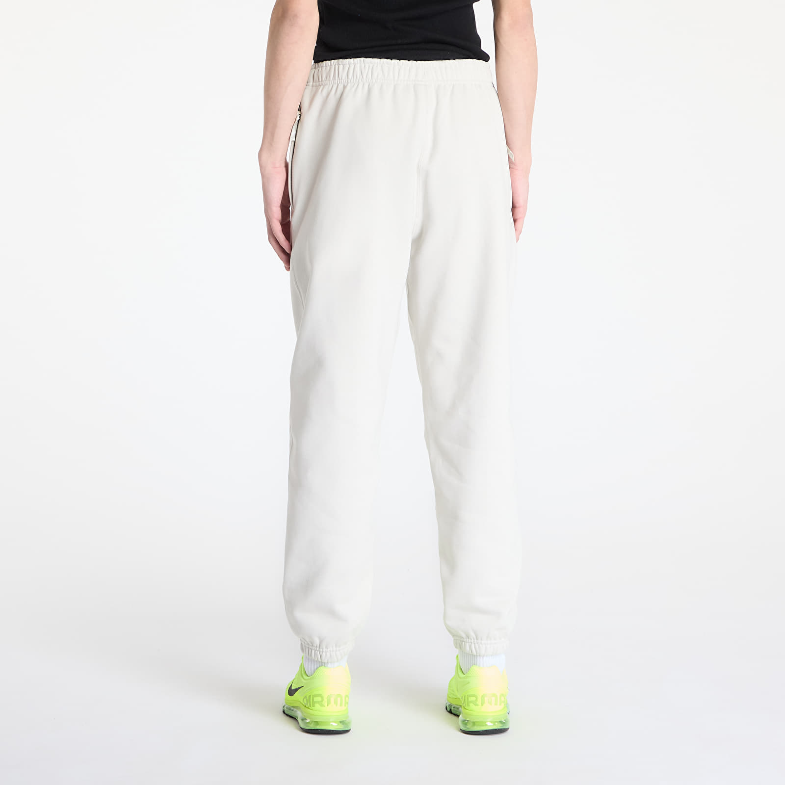 Tepláky Nike Solo Swoosh Men's Fleece Pants Light Bone/ White