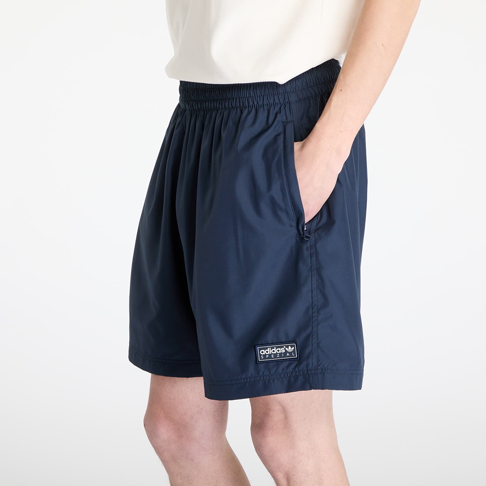 Мъжки къси панталони adidas Hudswell Spezial Short Blue/ Night Navy