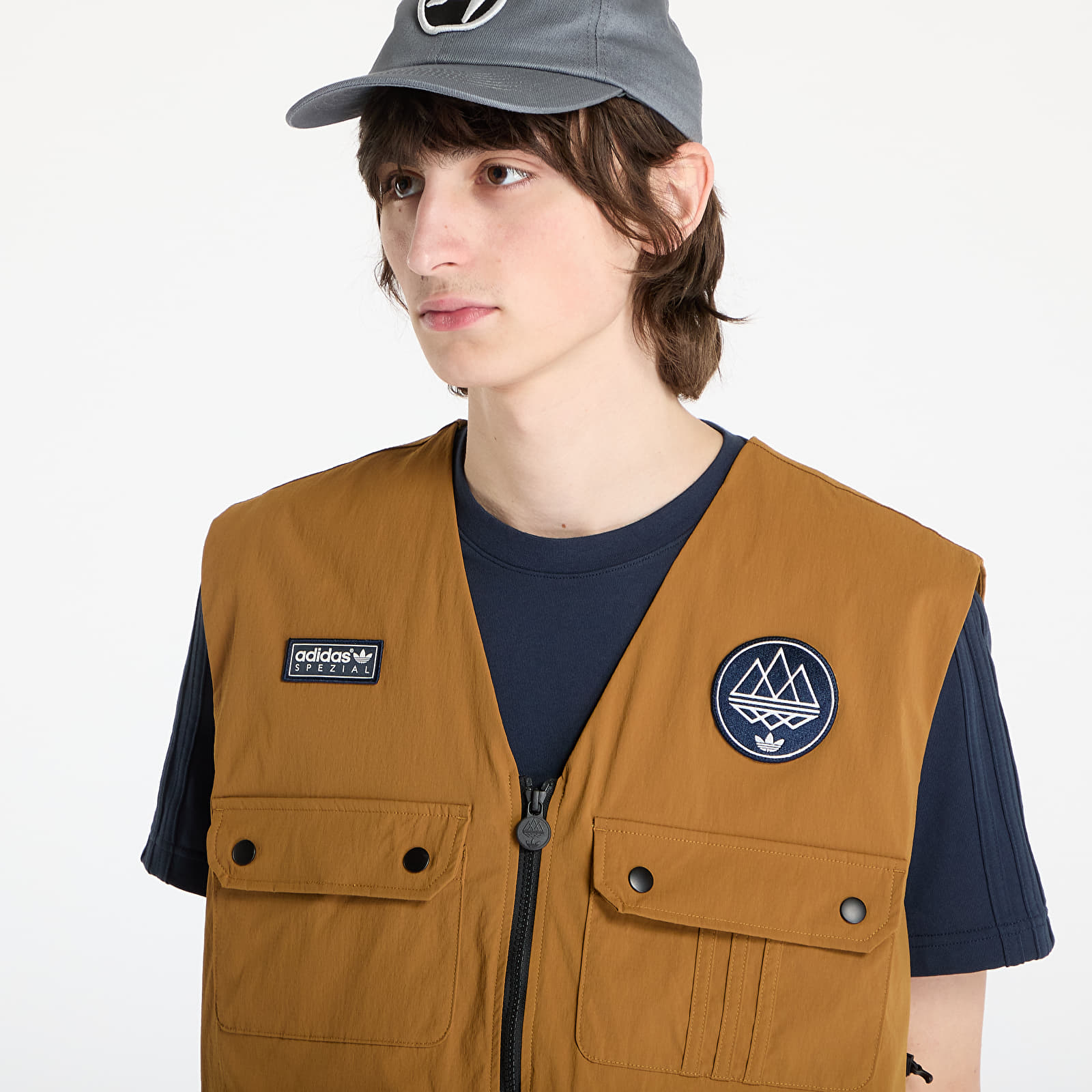 Vesty adidas Wardour Spezial Vest Brown/ Bronze Strata