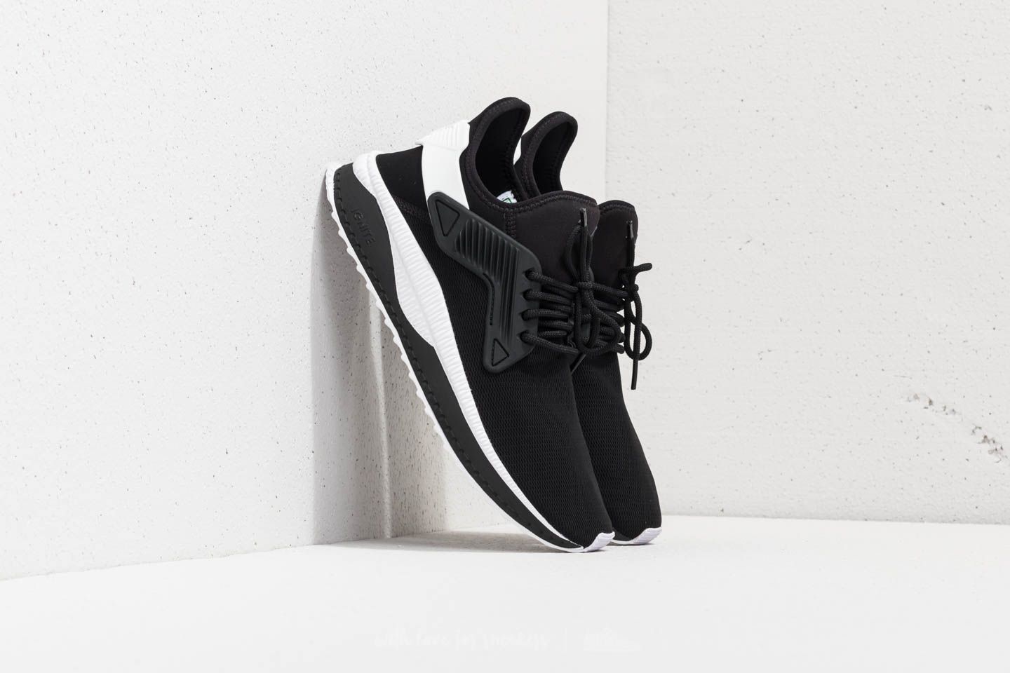 Tsugi cage cheap puma white