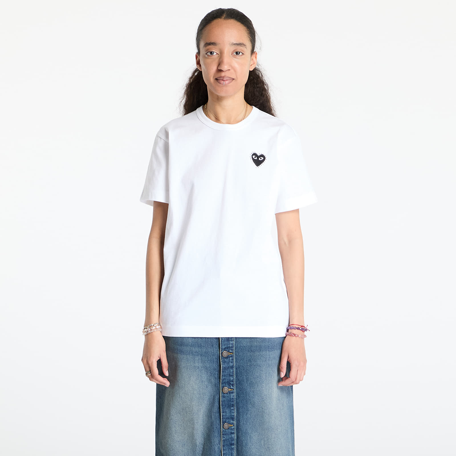 T-Shirts Comme des Garçons PLAY Emblem x Rhinestone T-Shirt UNISEX White/ Black