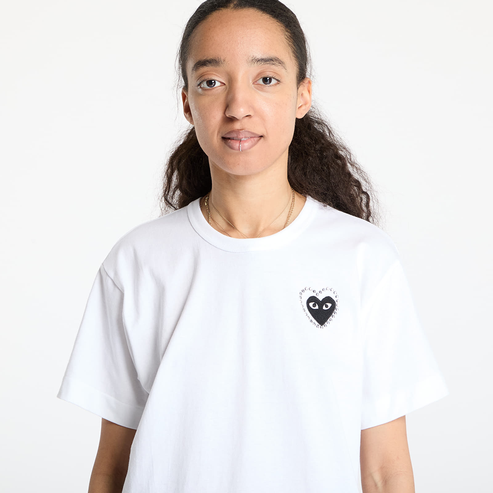 Trička Comme des Garçons PLAY Emblem x Metalstone T-Shirt UNISEX White/ Black