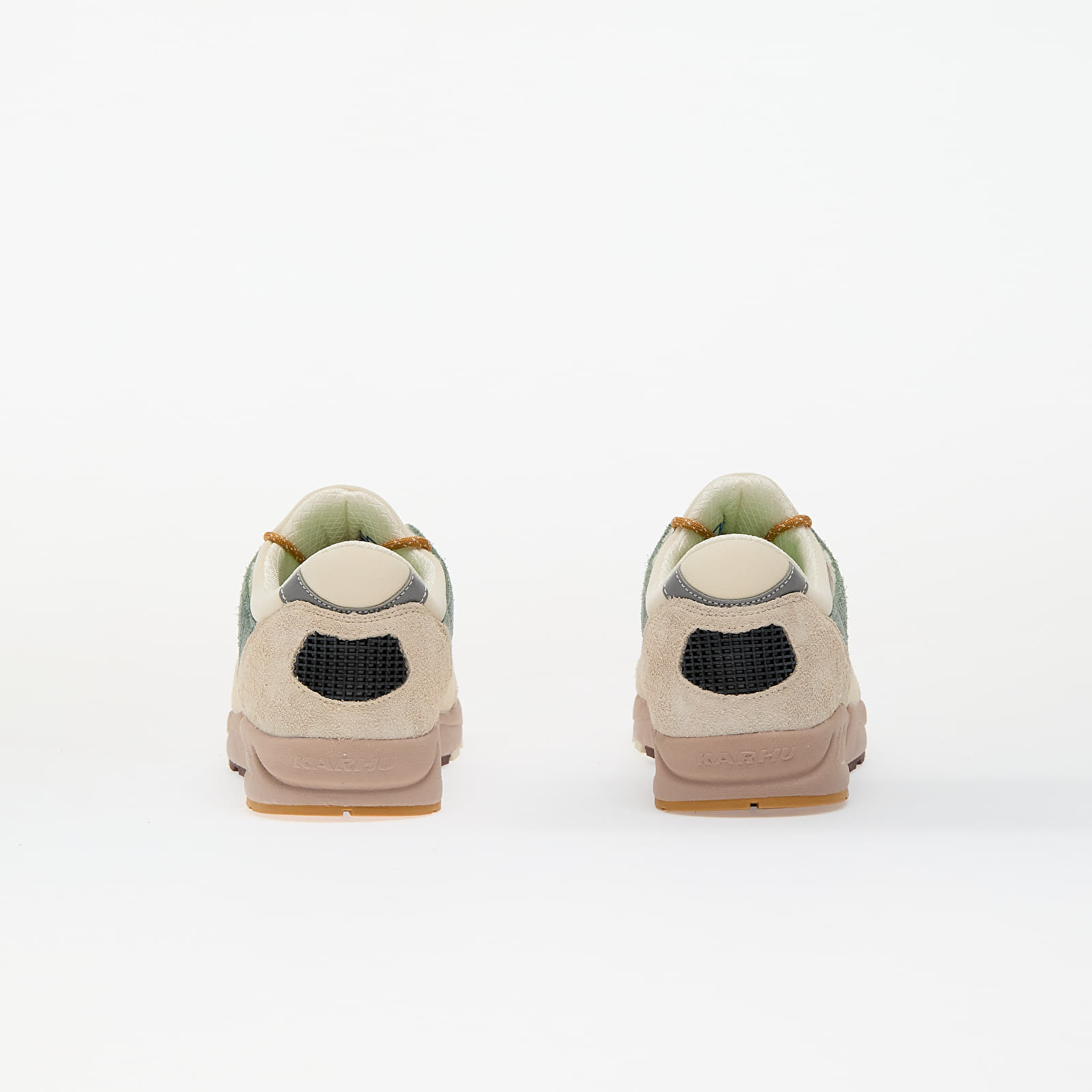 Pánské tenisky a boty Karhu Aria 95 "Mölkky® pack" Turtledove/ Iceberg Green