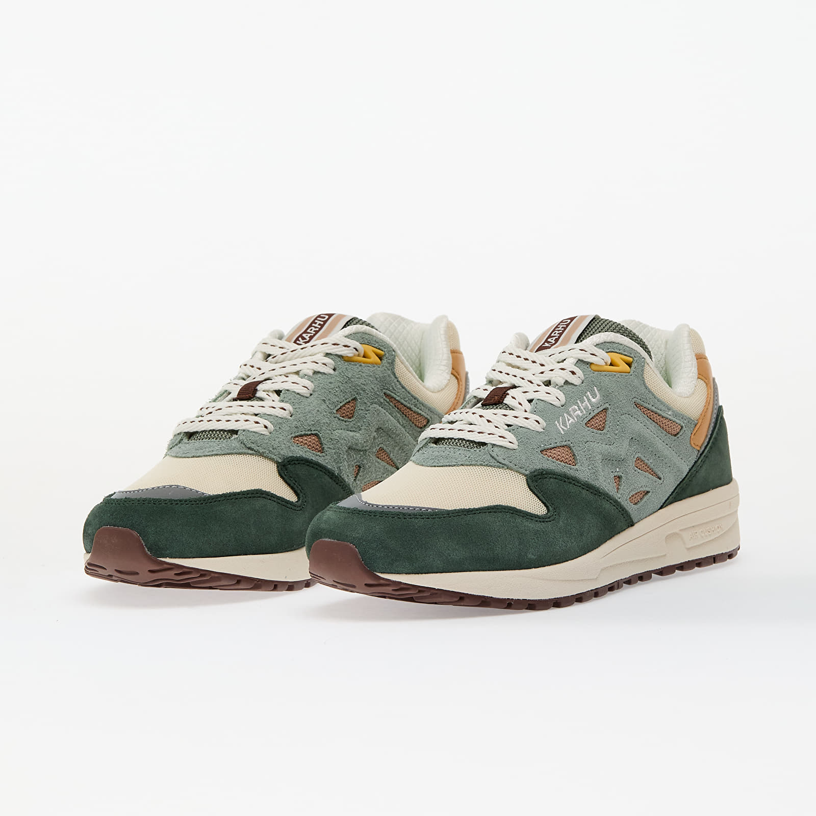 Pánské tenisky a boty Karhu Legacy 96 "Mölkky® pack" Laurel Wreath/ Warm Taupe