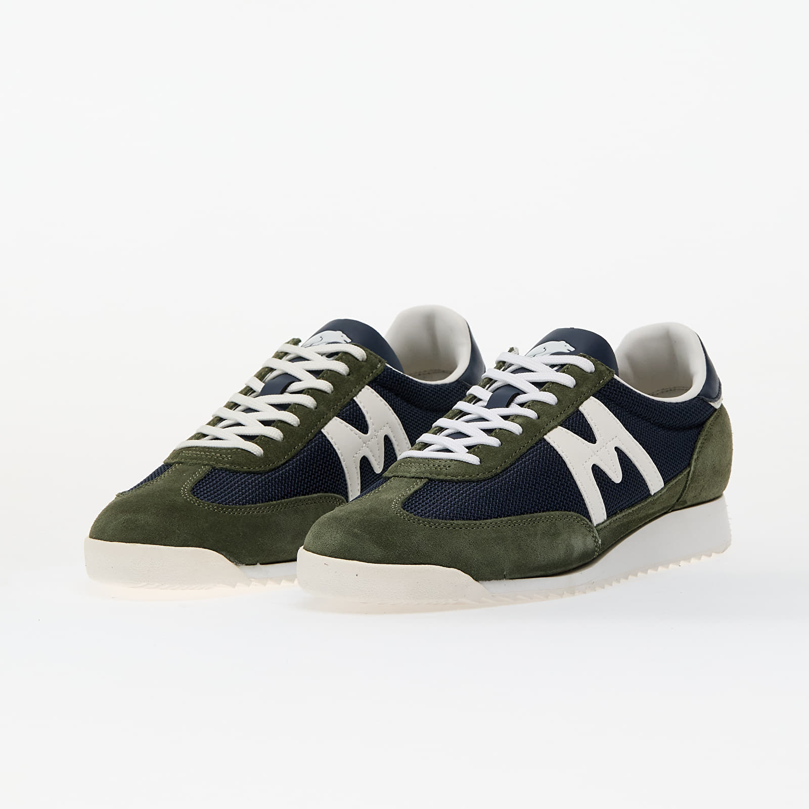 Männer Karhu Mestari Bronze Green/ White