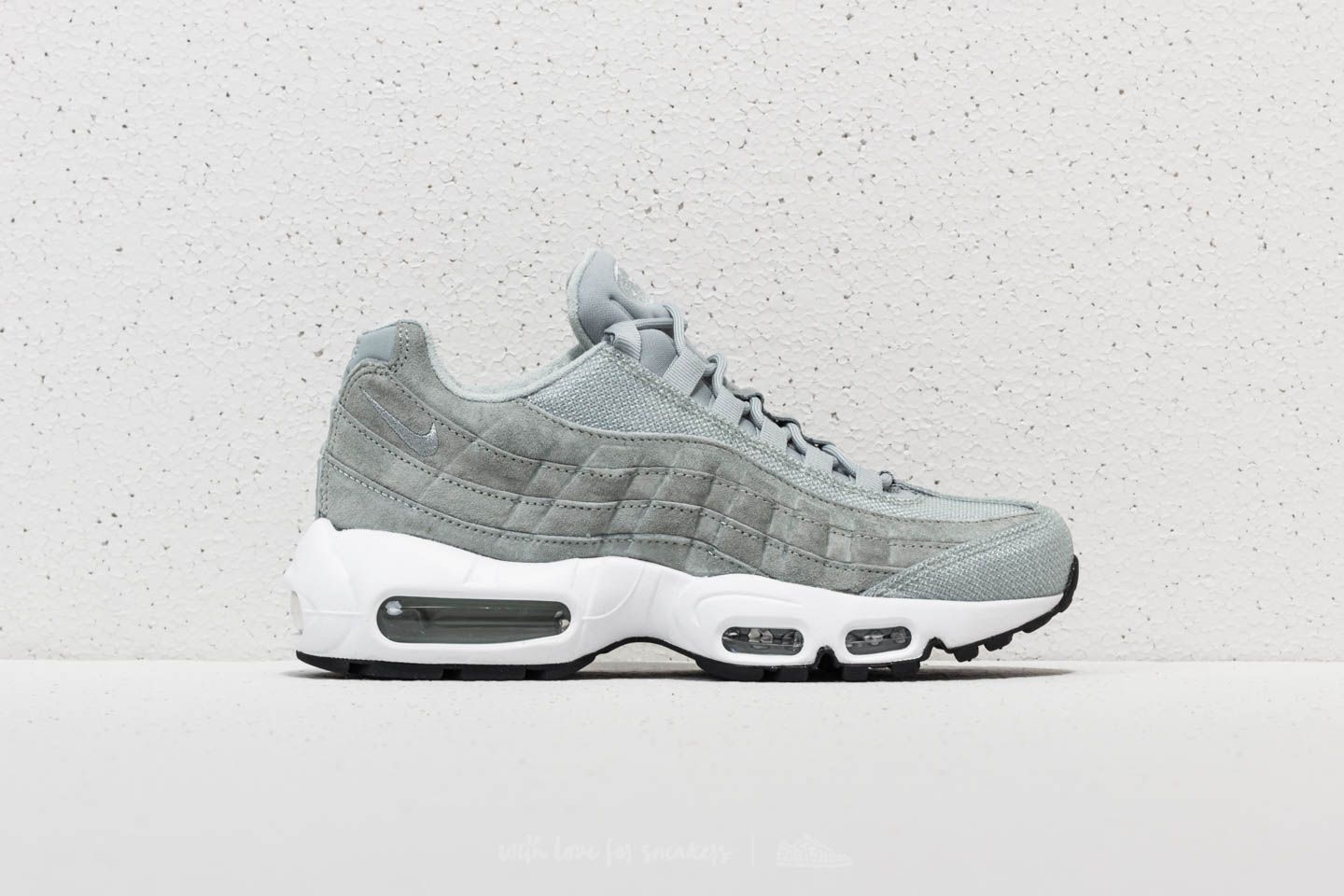 Women s shoes Nike Wmns Air Max 95 Premium Light Pumice Light Pumice Footshop