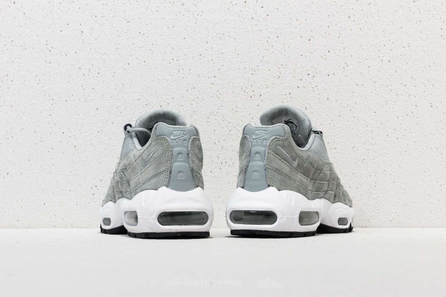 Women s shoes Nike Wmns Air Max 95 Premium Light Pumice Light Pumice Footshop