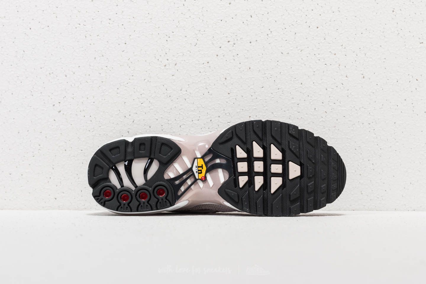 Дамски кецове и обувки Nike Wmns Air Max Plus Premium Moon Particle/ Moon Particle