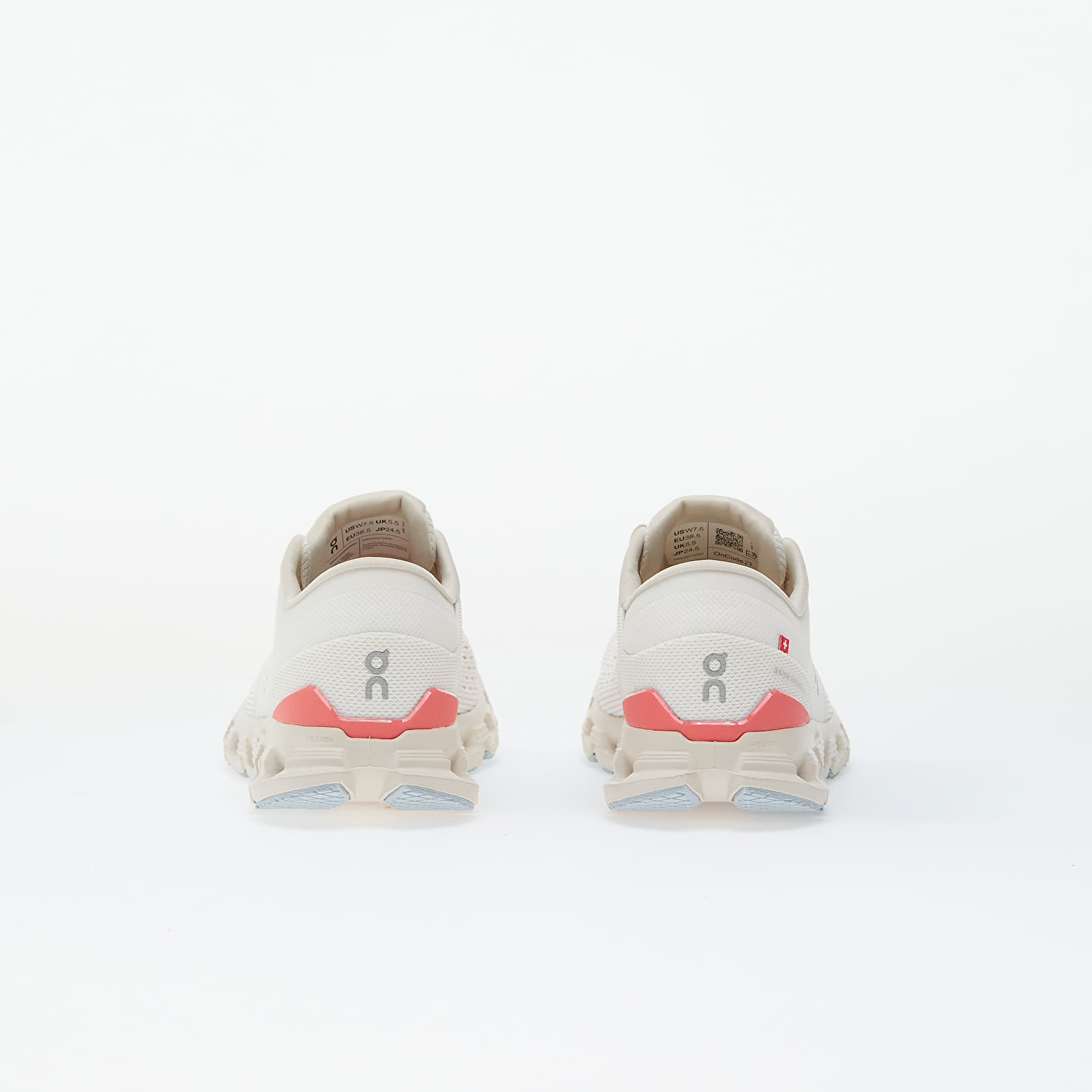 Damen Sneaker und Schuhe On W Cloud X 4 Ivory/ Salmon